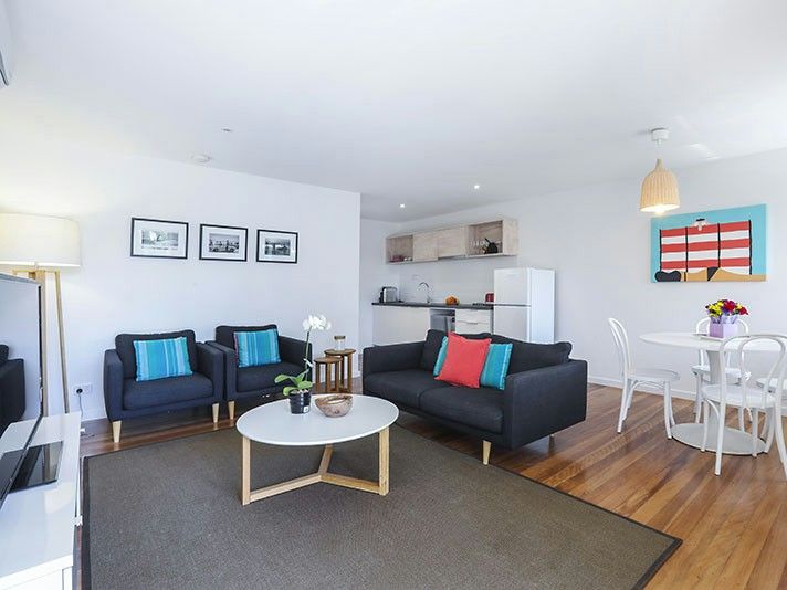 Deluxe 1 Bedroom Apartment — photo 2